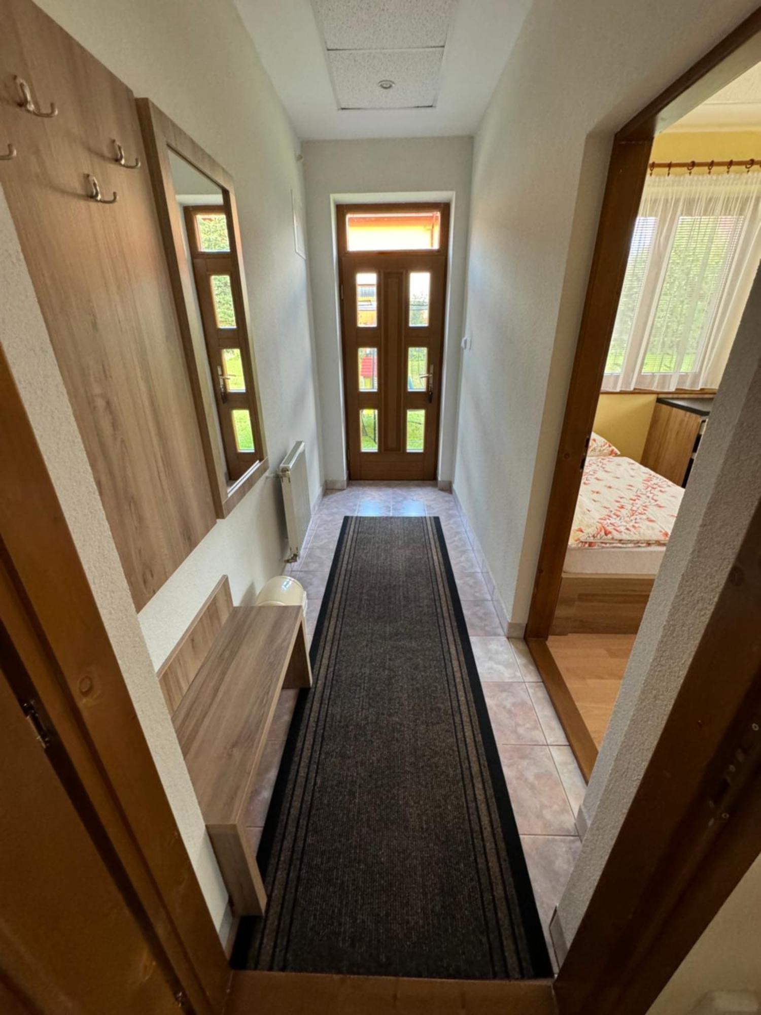 Lutra Montana Apartment Relov Exterior photo
